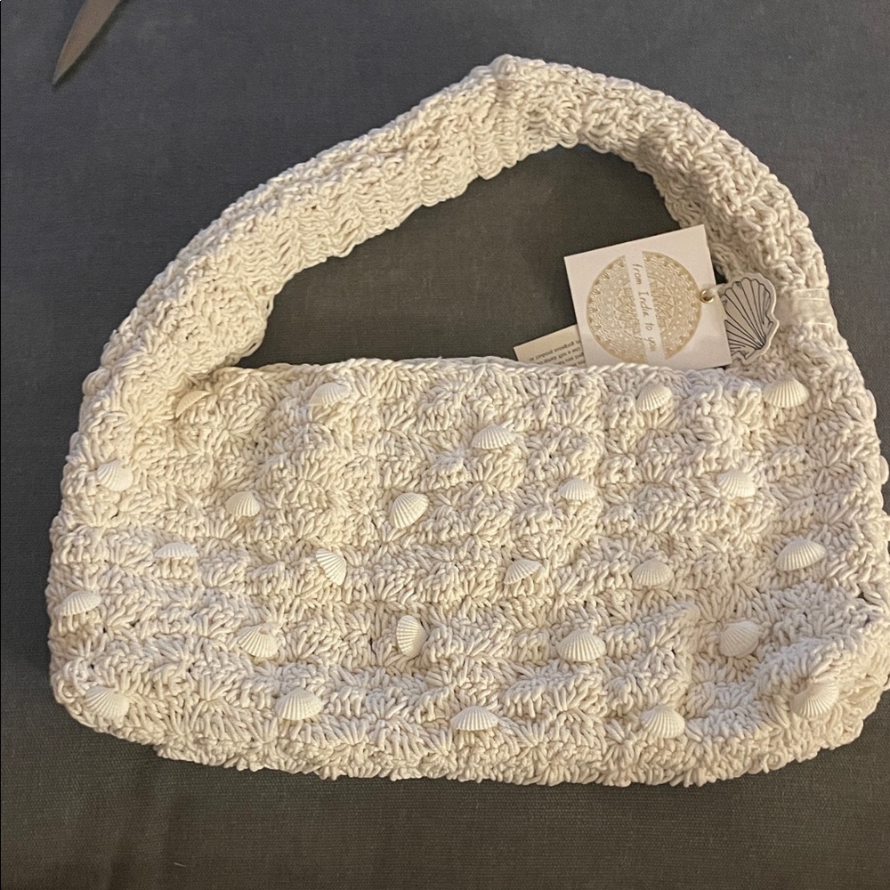 Viral Sea Shell bag made in India Elegant White Knit Shoulder Bag